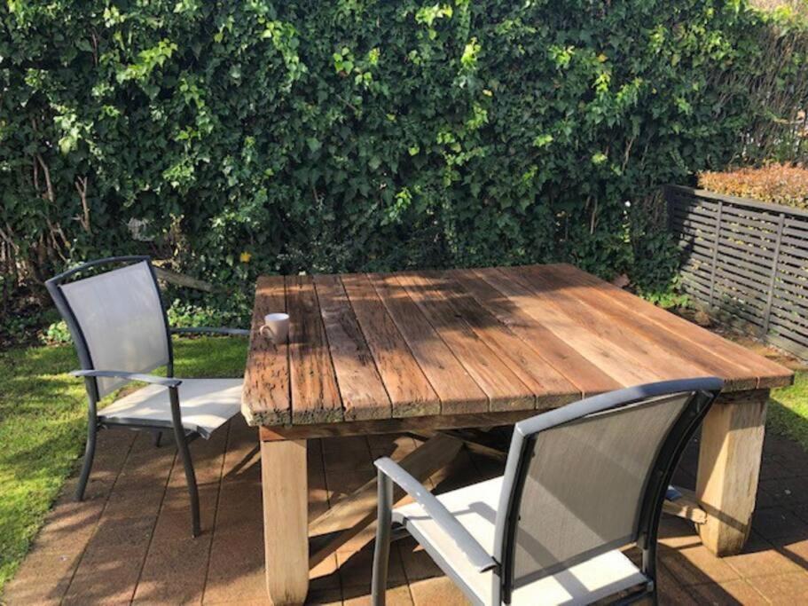 קיימברידג' Sunny, Quiet, 2-Bedroom Unit In Fabulous Location! מראה חיצוני תמונה
